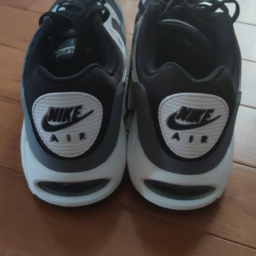 Nike Men's sneakers - Picture 9 of 12